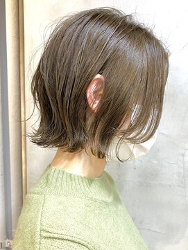 エリマ 調布(elima) レイヤーボブ ミニボブ 外はねボブ ショート カーキベージュ