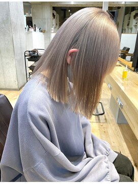 ツキ 横浜店(tuki) ミルクティーベージュダブルカラーインナーカラーケアブリーチ