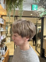 トリコ アヴェダ ららテラス北綾瀬(tricot AVEDA)&nbsp;ショート/ダブルカラー/ブリーチ/ミルクティーベージュ