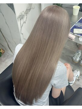 エトワール(ETOILE) 神戸三ノ宮/グレージュカラー/ブリーチ/ハイトーン/ロング