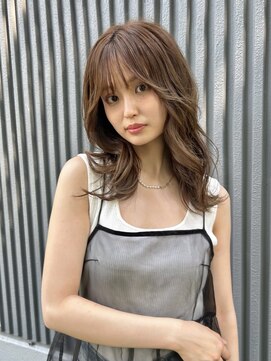 ラティ(Ratie) ミックスウェーブのミディアムレイヤー