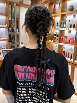 ピークアブー アヴェダ アトレ恵比寿(PEEK-A-BOO AVEDA) お呼ばれヘアカチモリロープ編みアレンジ韓国風参列ヘア結婚式