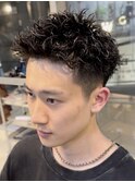 アクティブショートフェザーパーマルーズショートセンターパート