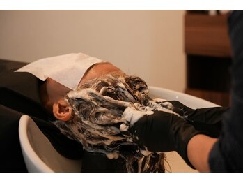 ガゼボ(Gazebo)の写真/【平安通駅】10年後も美しい髪へ。marbb×NOTTOの還元スパで地肌老化をリセットし、潤艶の素髪を叶える贅沢