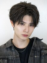 エイド 本店(aid)&nbsp;束感コンマバング無造作パーマ毛流れセンターパート