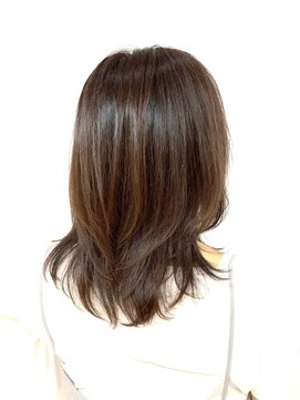 クオリス 赤塚店(QUALIS) 20代30代40代/ミディアムレイヤー/ 大人レイヤー/ミディアム