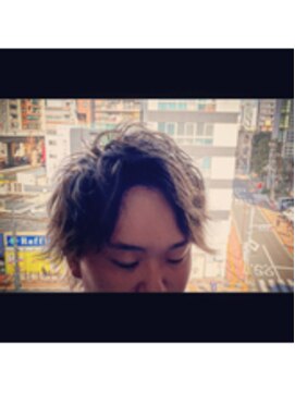 カラーリゾートAi 上野御徒町 仲御徒町店 王道束感アップバング