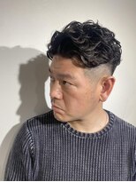 ドルクス 日本橋(Dorcus)&nbsp;三越前30代40代50代ワイルドかきあげ　メンズパーマ