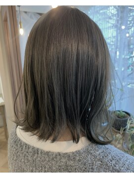 インビテーション(invitation) オリーブグレー