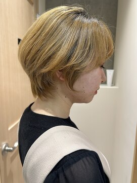 ソルドット バイ オハナ(sol.by ohana) ２０代３０代４０代デザインブリーチカラーショートスタイル