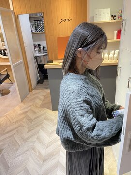 ニール(Neale.) グレージュ