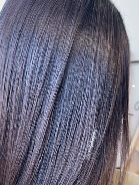 ヘア ミーツ ドレス プレローマ(HAIR meets dress pleroma) ☆美髪ストレートエステ☆