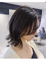 ステア ケース(stair case)&nbsp;韓国くびれ外ハネヘアレイヤーカット顔まわりカット後毛カット