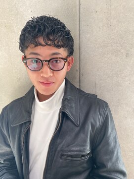 エウペ 渋谷(WEUPE) 束感/波巻き/ハイライト/マッシュパーマ