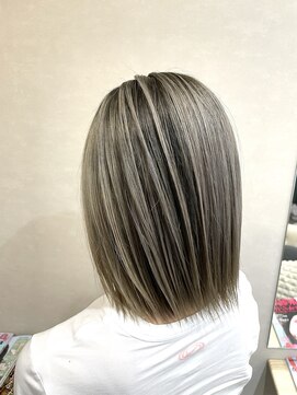 リノバイベル(Lino by Vell) シャドールーツ