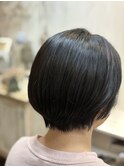 ショートボブ