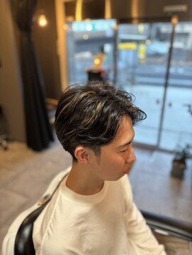 ツーブロマッシュハイライト