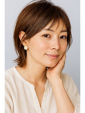 クラーロ フジノミヤ(Claro Fujinomiya) 好感度抜群の「耳掛けナチュラルショート」