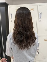 ウタシロイロ(uta shiroiro)&nbsp;ロングパーマ