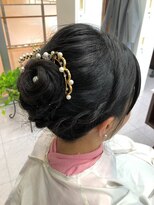 凜&nbsp;パーティーヘア