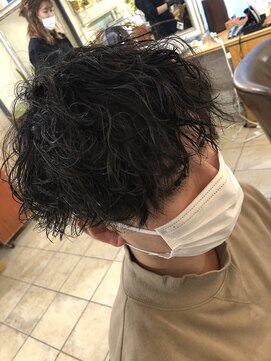 キャンバス バイ ネオリーブ 横浜西口(Canvas by neo.) 横浜★メンズミディアムスパイラルツイストパーマ