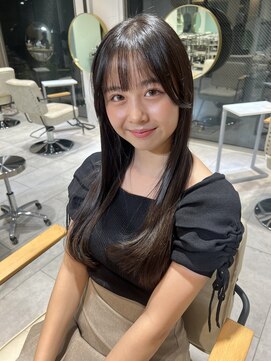 ティア(Tia.) (縮毛矯正/髪質改善/ロングヘア/前髪/韓国レイヤー/小顔)