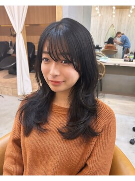 ロンドアジュール 横浜(Lond azur) itsukaが作る無造作レイヤーカット！可愛い巻き方も教えます！