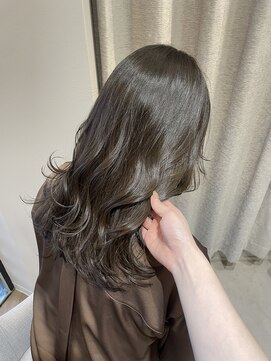 ルアナ 梅田店(Luana) オリーブカラー