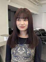 アンドシー(&C.)&nbsp;ぱっつんバング、顔まわりレイヤー