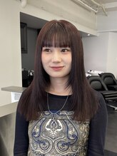 アンドシー(&C.) ぱっつんバング、顔まわりレイヤー