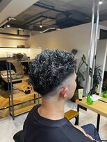 イッヒ 茅ヶ崎(IHHI)&nbsp;ツイストパーマ/スキンフェード