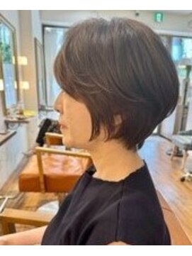 プティアミ(petite amie) ふんわりひし形ショート