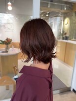 ワッカ(wacca)&nbsp;ミディアム　ボブ　ピンクベージュ　波巻き