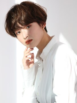 トニーアンドガイ 原宿店(TONI & GUY) 前髪あり　ふんわりマッシュショート　グレーベージュ