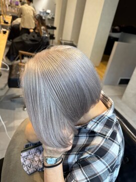 ハイパー(HYPER) 大人のホワイトカラー