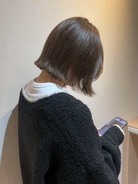 ザックジングウ 表参道(ZACC JINGU) ベージュカラー/ブリーチなしカラー/切りっぱなしボブ