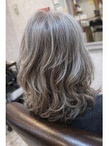 シンミシエル 京都北野白梅町(shinmiciel) レイヤーウルフ前髪ありイメチェン30代40代50代60代ショート