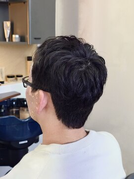 カズミ(KAZMI) 刈り上げないショートスタイル