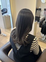 シキ(SHIKI)&nbsp;透明感◎オリーブグレー