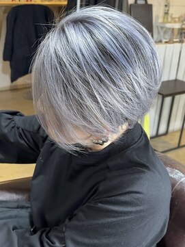 ブレイズヘアー(BLAZEhair) 【ハイトーン】脱白髪染めホワイトバレイヤージュ×ブリーチ3回