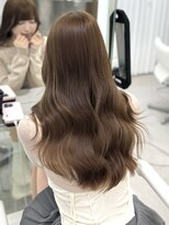 リヴ オオサカ(LIV OSAKA)&nbsp;＊オリーブベージュ/ブリーチなしWカラー/レイヤーカット