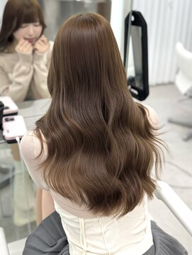 リヴ オオサカ(LIV OSAKA) *オリーブベージュ/ブリーチなしWカラー/レイヤーカット