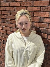 ライフイズモーメント 浜松富塚店(Life is...Moment) 都築 美俐果