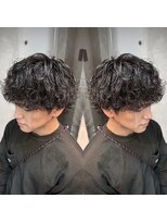 ヨムニノクチ(YOMUニノ口)&nbsp;刈り上げセンターパート/波巻きツイストスパイラル/橿原