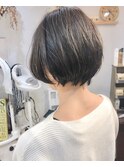 【Marl】抜け感ショートボブのモノクロームカラー♪