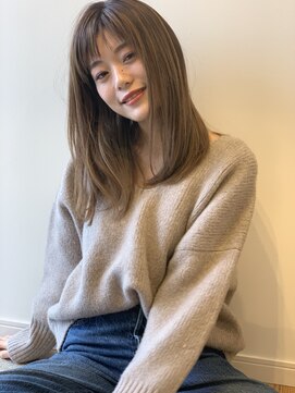 ヘア アンド メイク アートレス(Hair and Make Art less) モテストレート