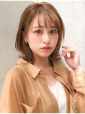 イメチェンマロンベージュ前髪外ハネ耳かけくびれミディ