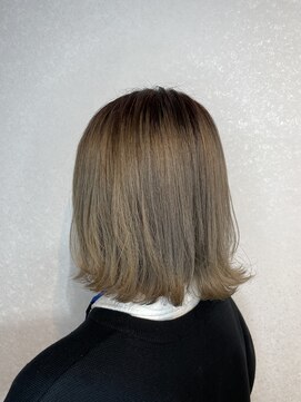 ヘアーアンドネイル ジェダイ(Hair&nails JEDI) 外ハネ/ボブ/グレージュ/グレイアッシュ