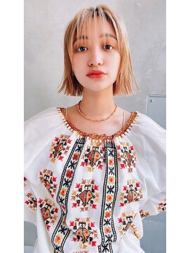 シエナ 渋谷(Siena) 渋谷Siena 切りっぱなしボブ×ハイトーンカラー