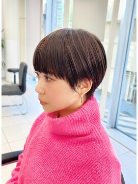 トニーアンドガイ 青山店(TONI & GUY) 大人マッシュショート 似合わせ グレーベージュ